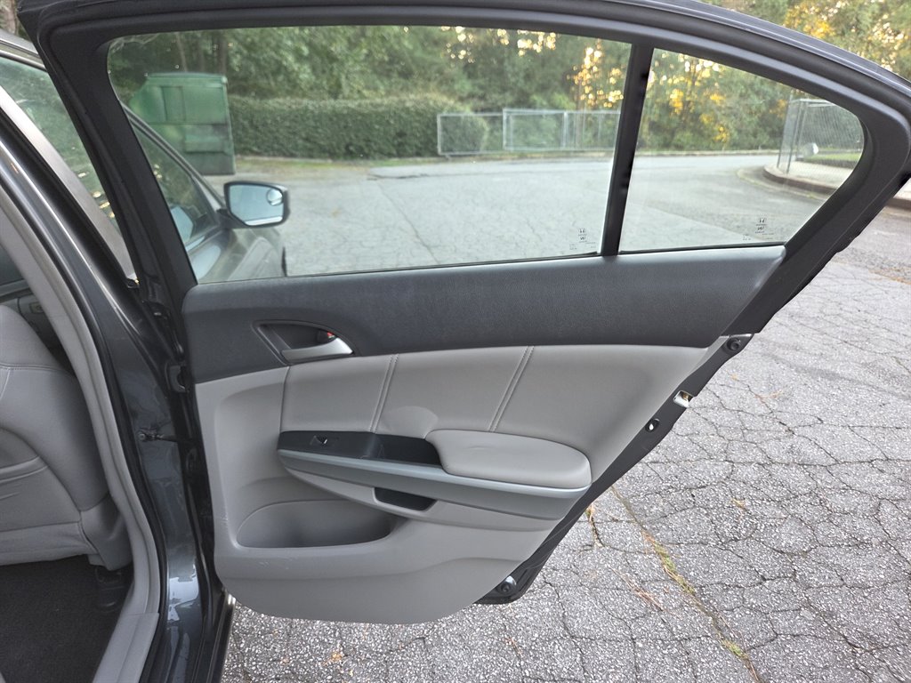 2009 Honda Accord EX-L - Photo 34