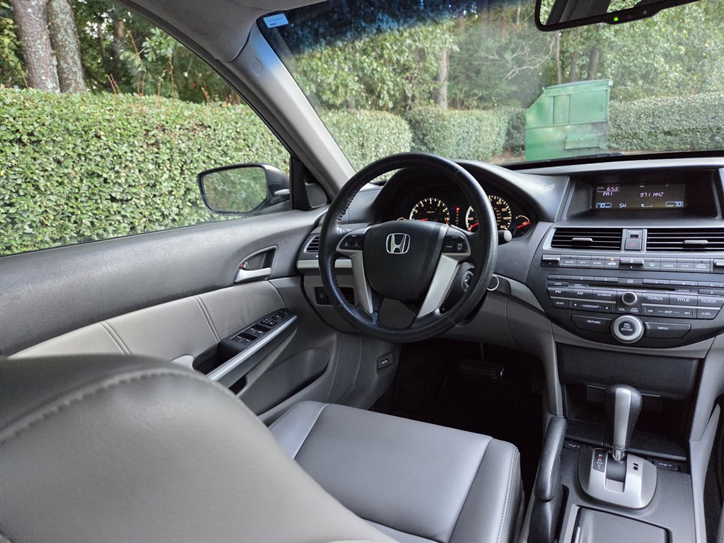 2009 Honda Accord EX-L - Photo 27