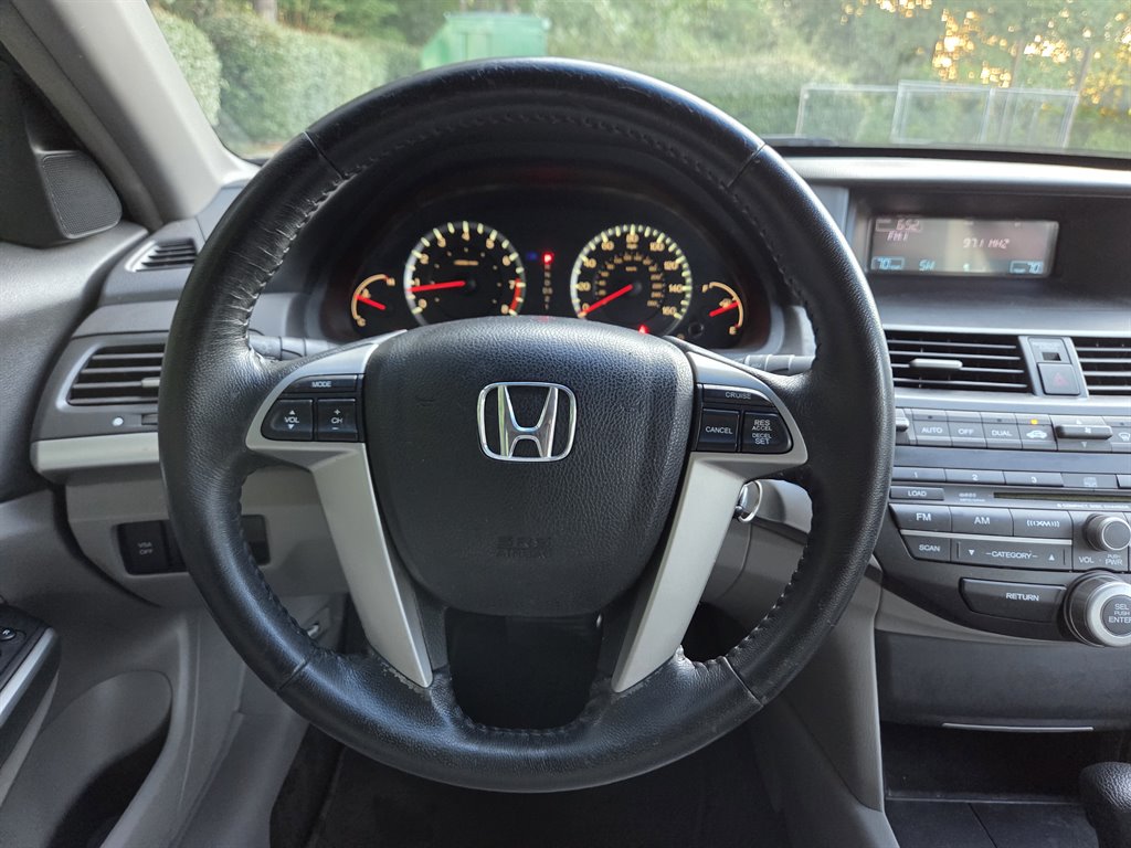 2009 Honda Accord EX-L - Photo 20