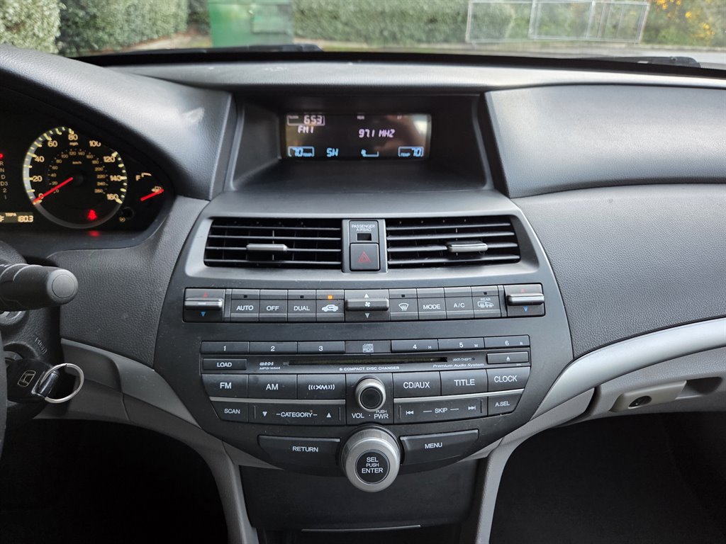 2009 Honda Accord EX-L - Photo 21