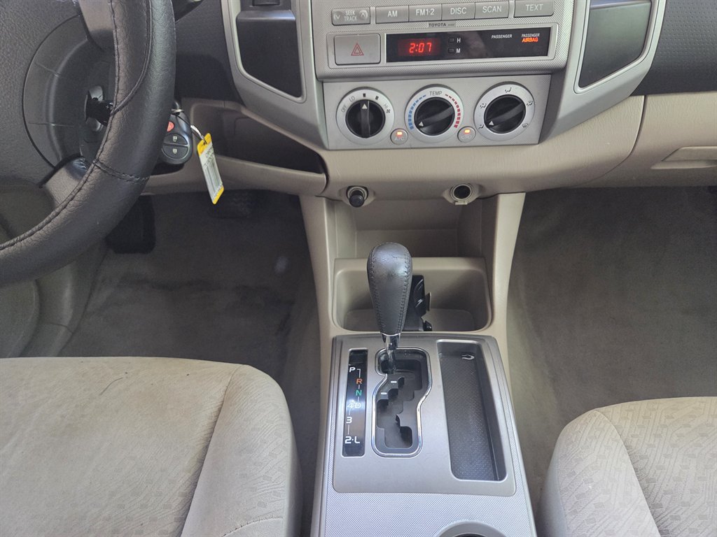 2008 Toyota Tacoma PreRunner - Photo 24