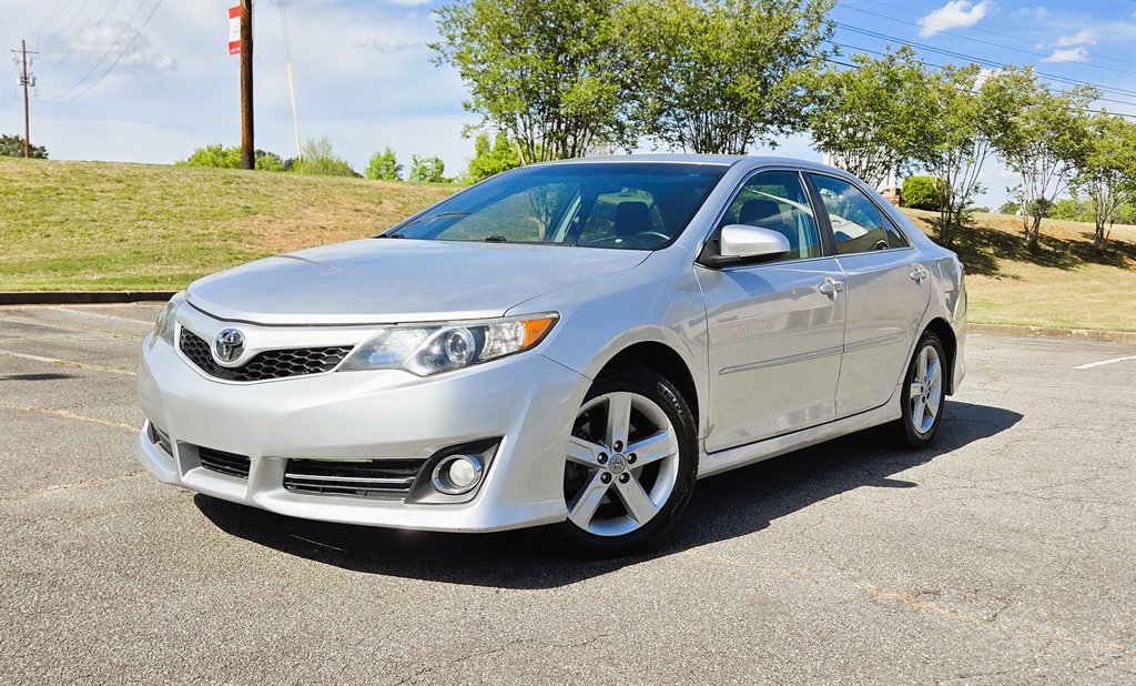 2012 Toyota Camry SE