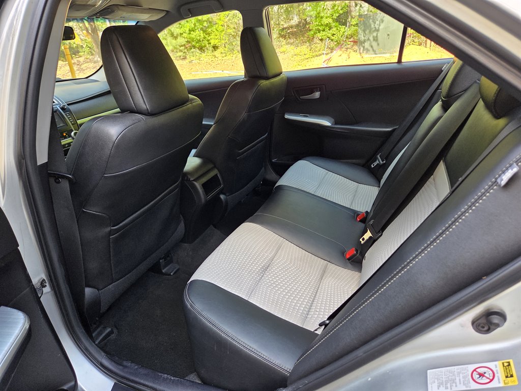 2012 Toyota Camry SE - Photo 29