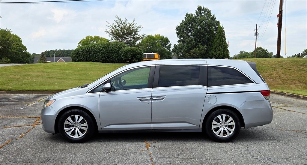 2016 Honda Odyssey EX-L - Photo 12
