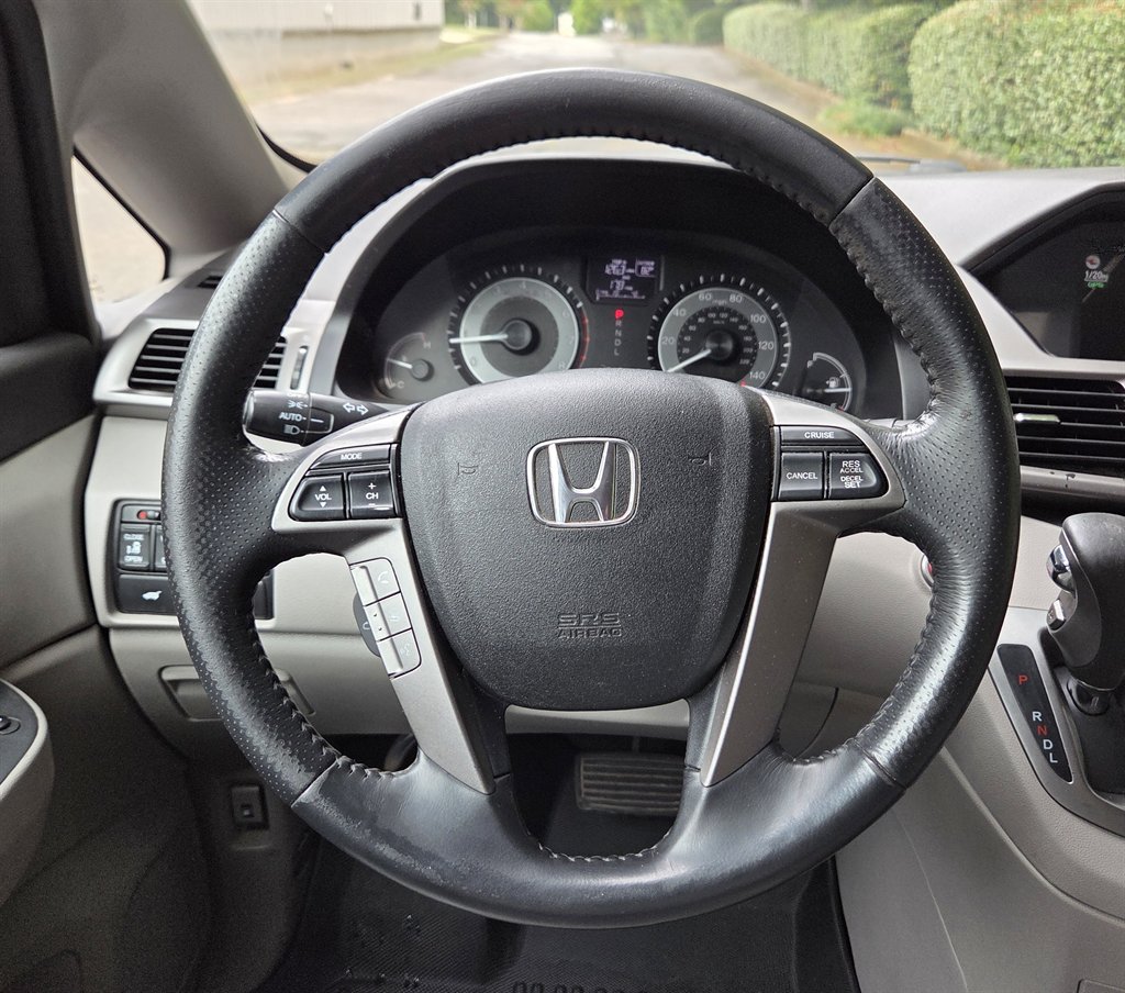 2016 Honda Odyssey EX-L - Photo 21