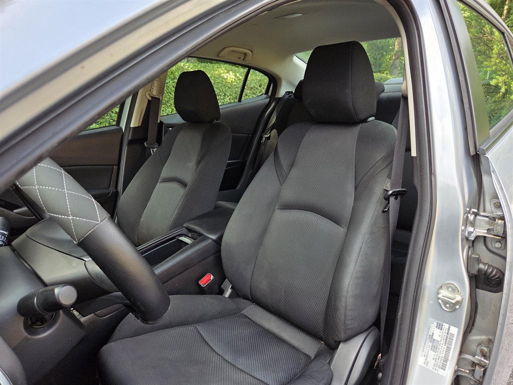 2018 Mazda Mazda3 Sport - Photo 24