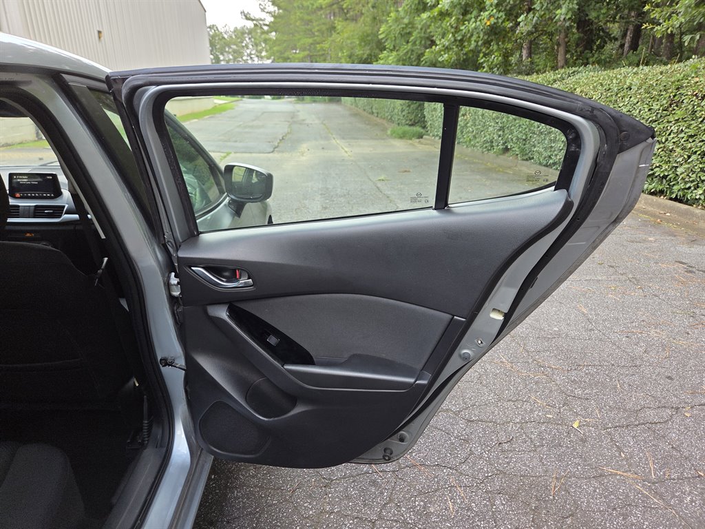 2018 Mazda Mazda3 Sport - Photo 34