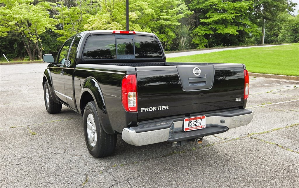 2010 Nissan Frontier SE - Photo 11