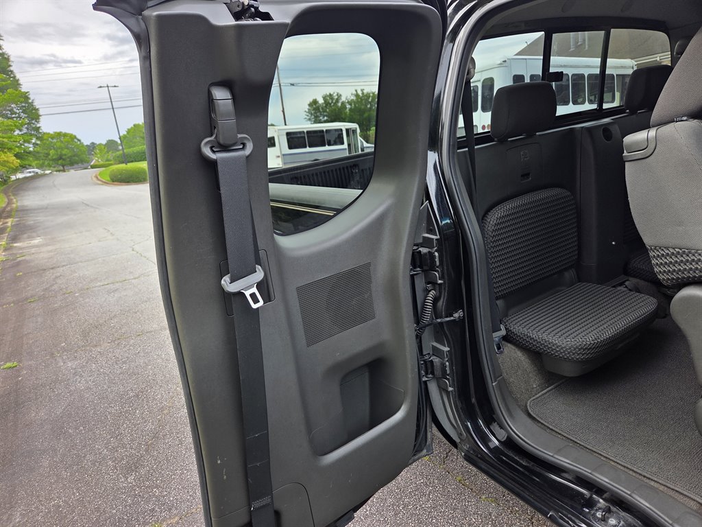 2010 Nissan Frontier SE - Photo 33
