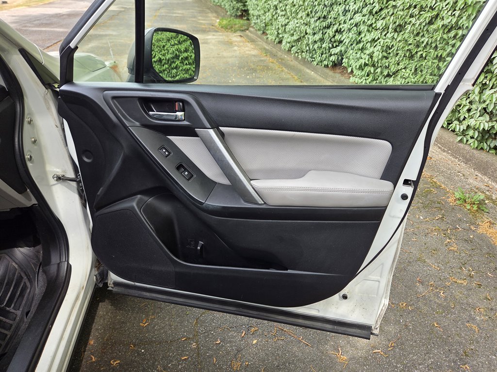 2014 Subaru Forester i Limited - Photo 38