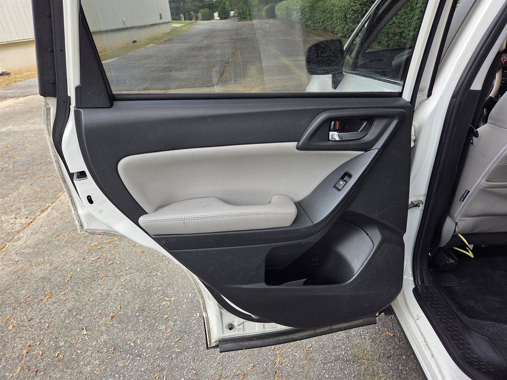 2014 Subaru Forester i Limited - Photo 37