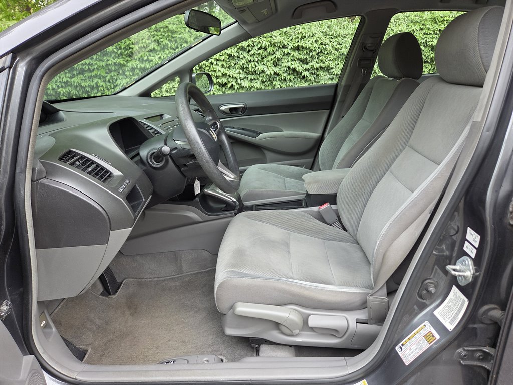 2010 Honda Civic LX - Photo 23