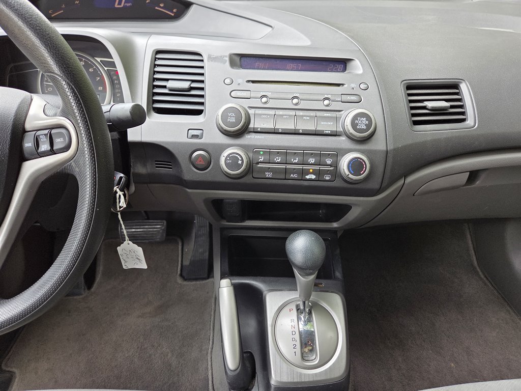 2010 Honda Civic LX - Photo 19