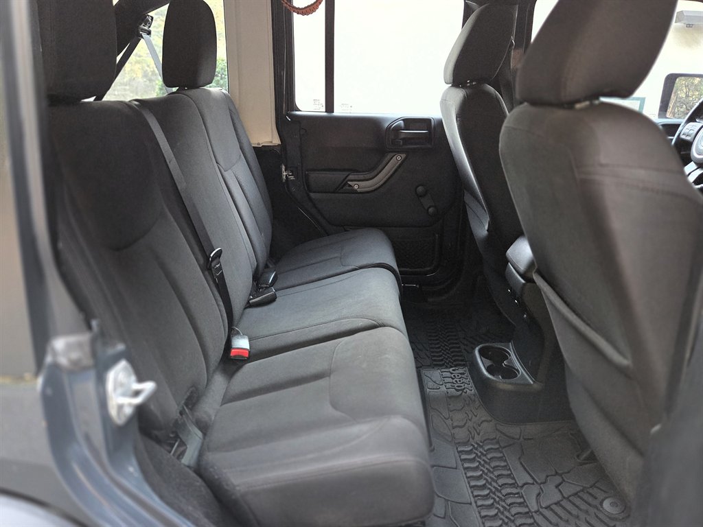 2017 Jeep Wrangler Unlimited Sport - Photo 28