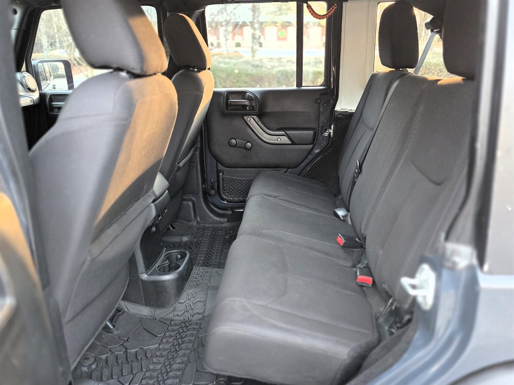 2017 Jeep Wrangler Unlimited Sport - Photo 29