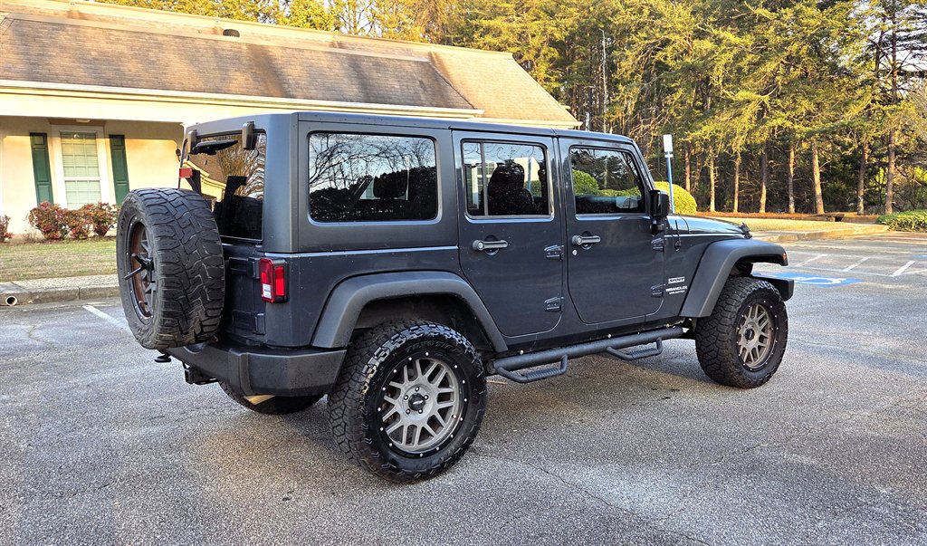 2017 Jeep Wrangler Unlimited Sport - Photo 17