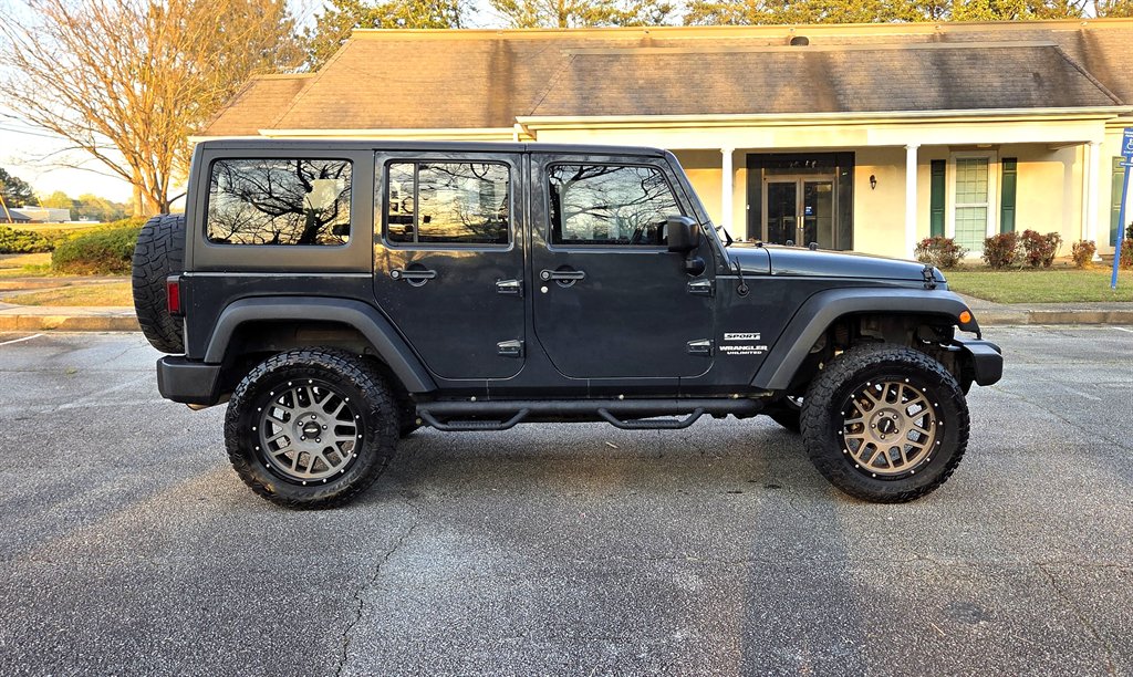 2017 Jeep Wrangler Unlimited Sport - Photo 12