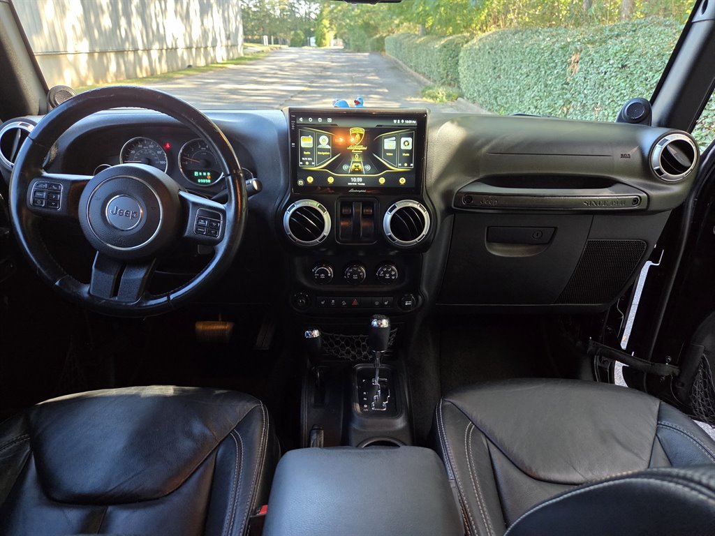 2013 Jeep Wrangler Sahara - Photo 19
