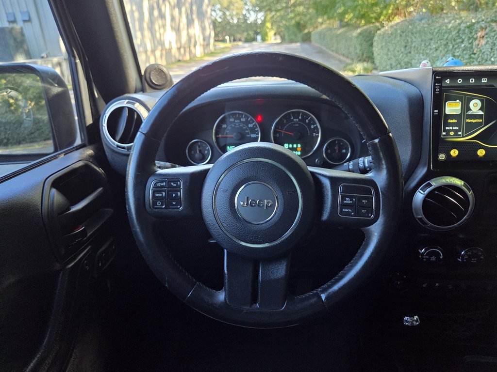 2013 Jeep Wrangler Sahara - Photo 20